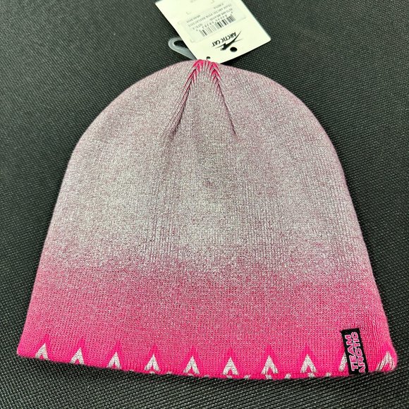 New Ladies Arctic Cat Beanie - Picture 1 of 2